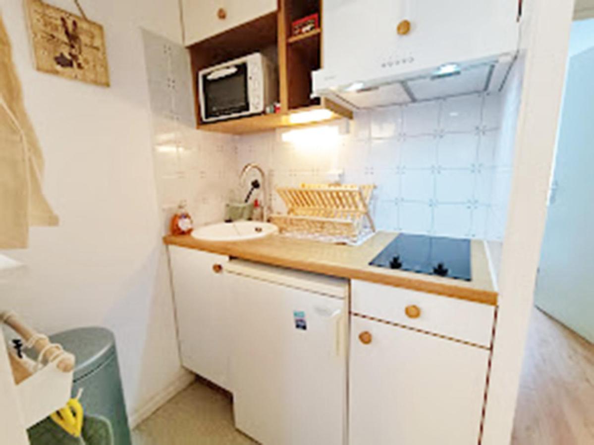 Chez Charlotte, T3 Duplex, Vue Montagne, Parking Gratuit, Ascenseur, 4 Personnes Apartment Bagneres-de-Luchon Bagian luar foto