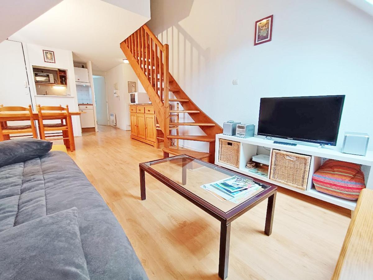 Chez Charlotte, T3 Duplex, Vue Montagne, Parking Gratuit, Ascenseur, 4 Personnes Apartment Bagneres-de-Luchon Bagian luar foto