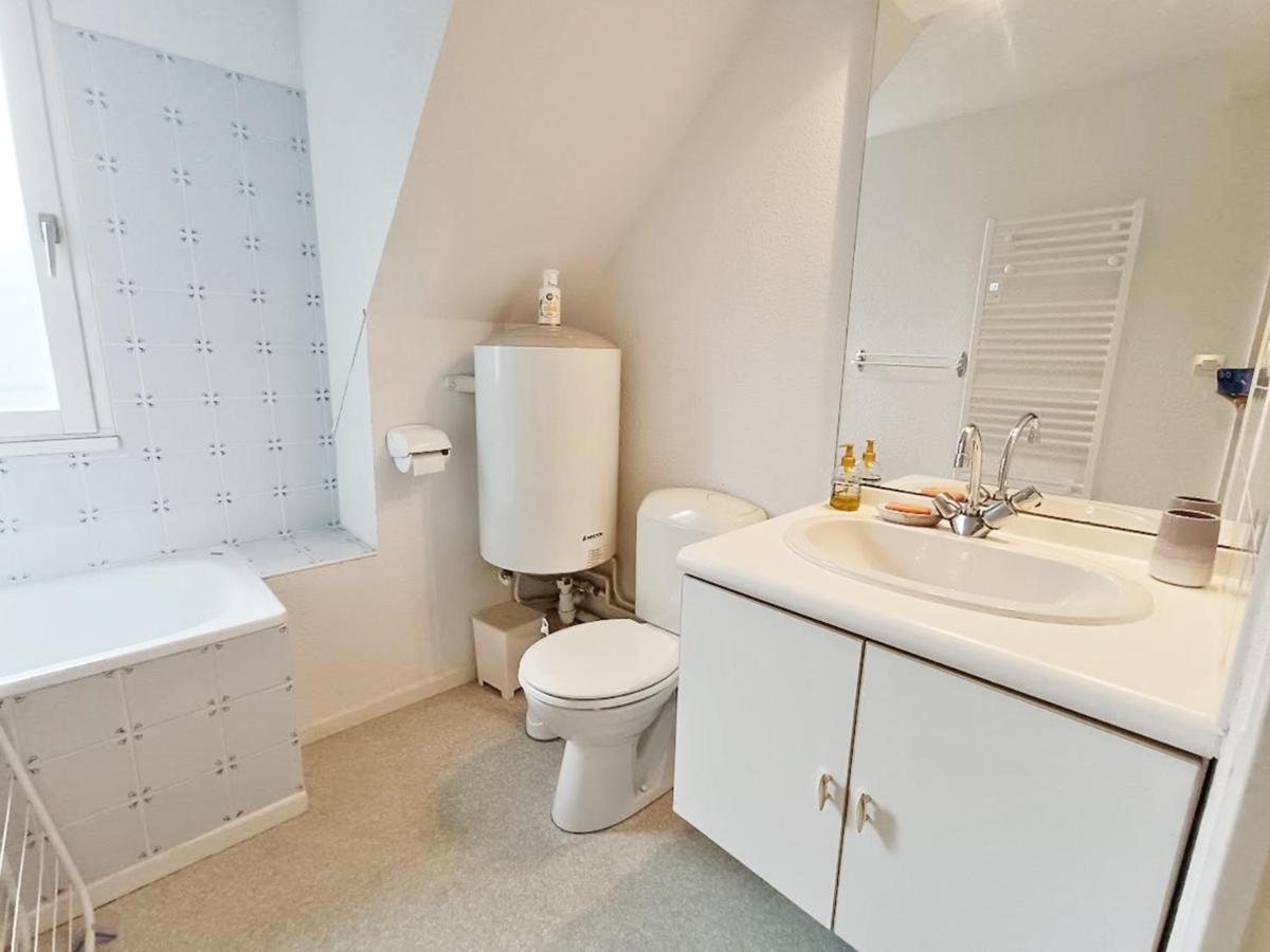 Chez Charlotte, T3 Duplex, Vue Montagne, Parking Gratuit, Ascenseur, 4 Personnes Apartment Bagneres-de-Luchon Bagian luar foto
