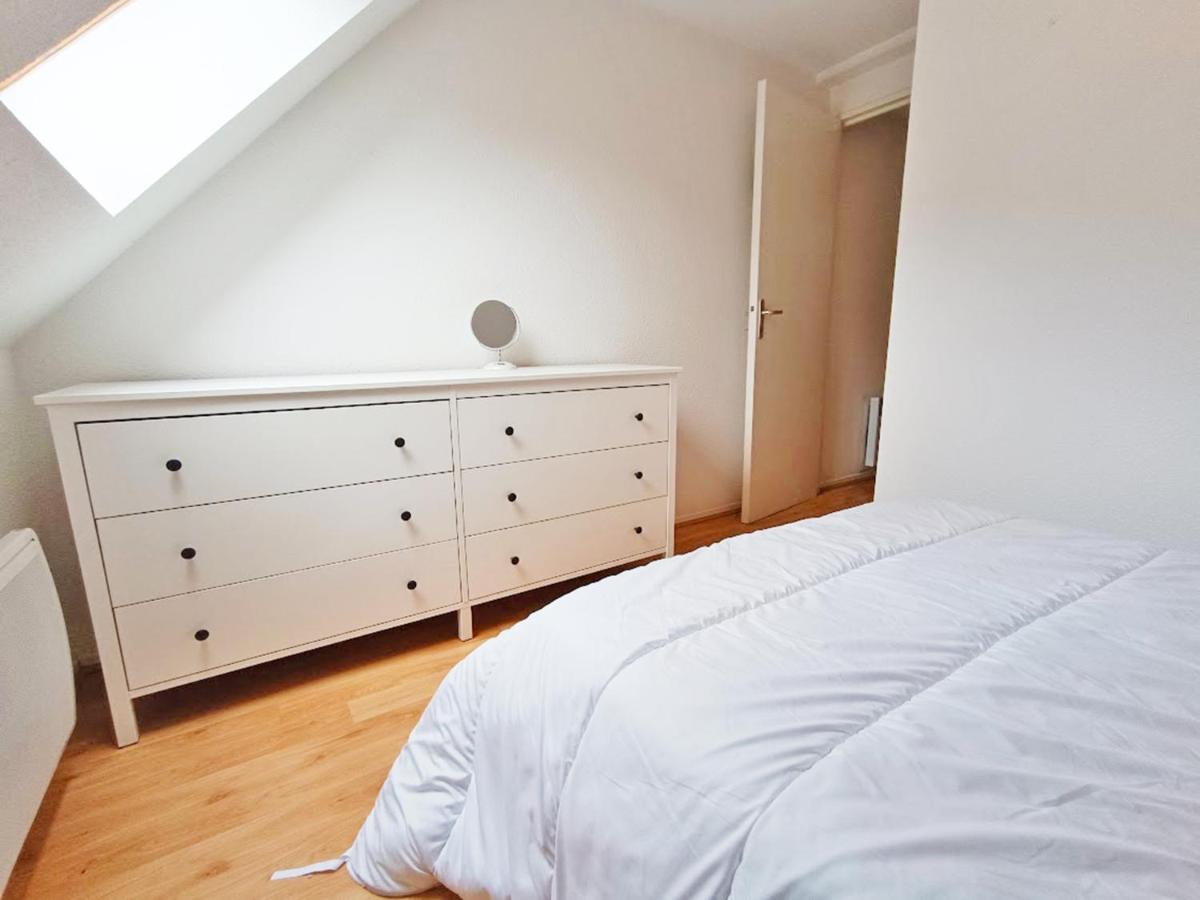 Chez Charlotte, T3 Duplex, Vue Montagne, Parking Gratuit, Ascenseur, 4 Personnes Apartment Bagneres-de-Luchon Bagian luar foto