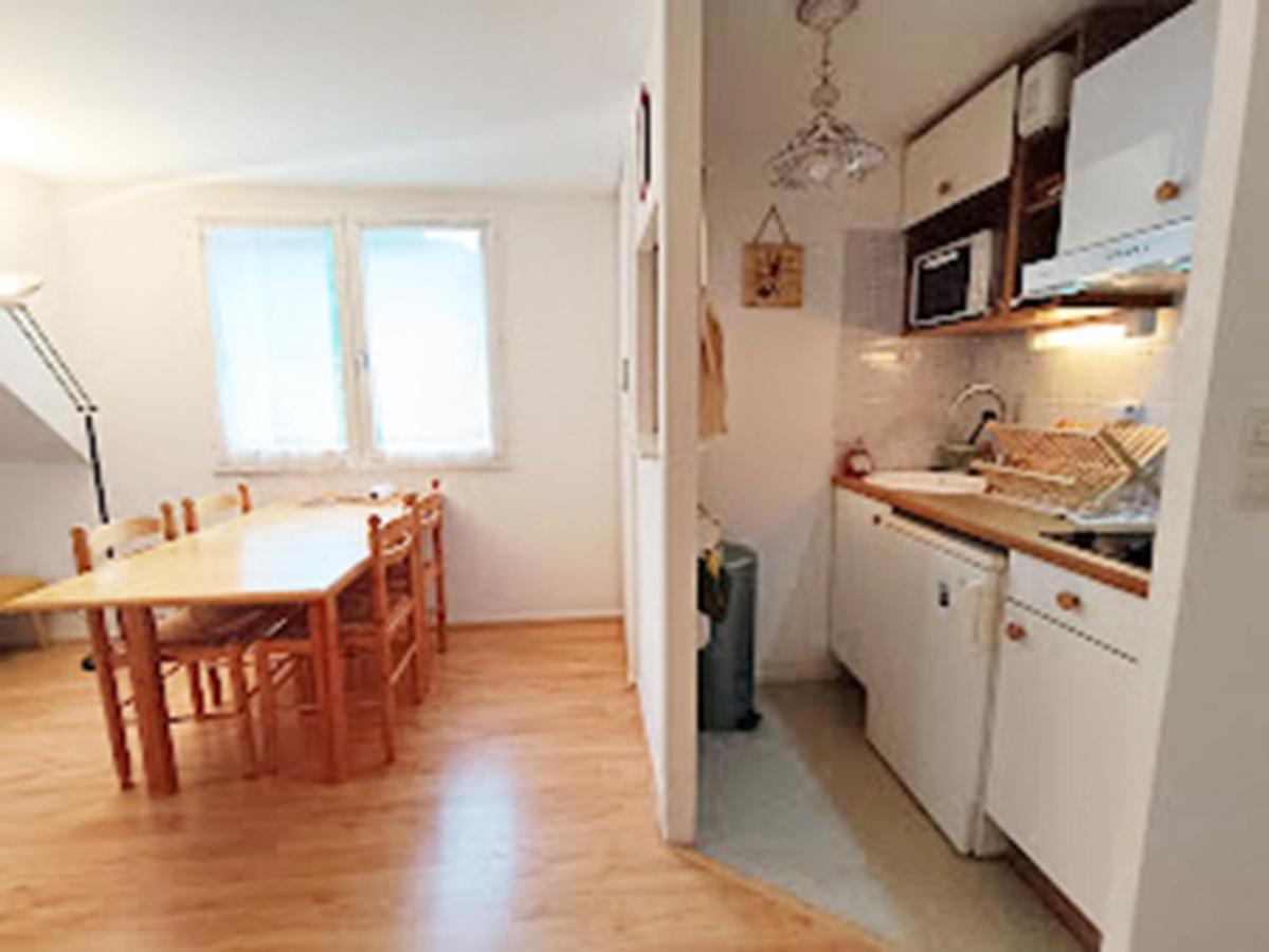 Chez Charlotte, T3 Duplex, Vue Montagne, Parking Gratuit, Ascenseur, 4 Personnes Apartment Bagneres-de-Luchon Bagian luar foto