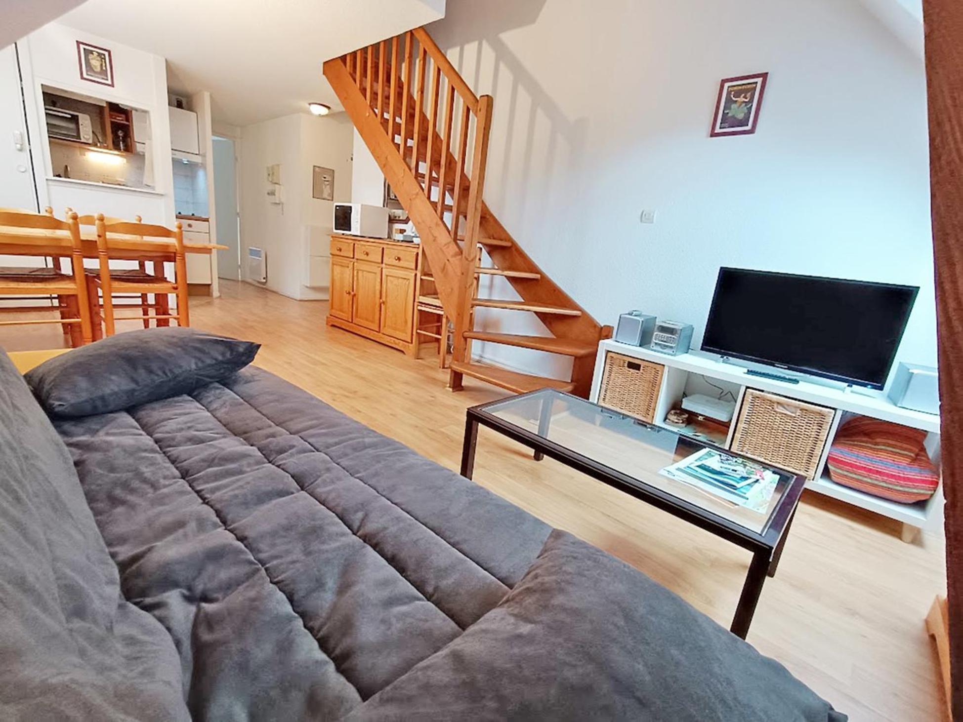 Chez Charlotte, T3 Duplex, Vue Montagne, Parking Gratuit, Ascenseur, 4 Personnes Apartment Bagneres-de-Luchon Bagian luar foto